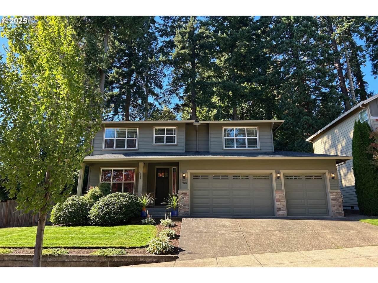 13979 95TH Ave - Photo 1