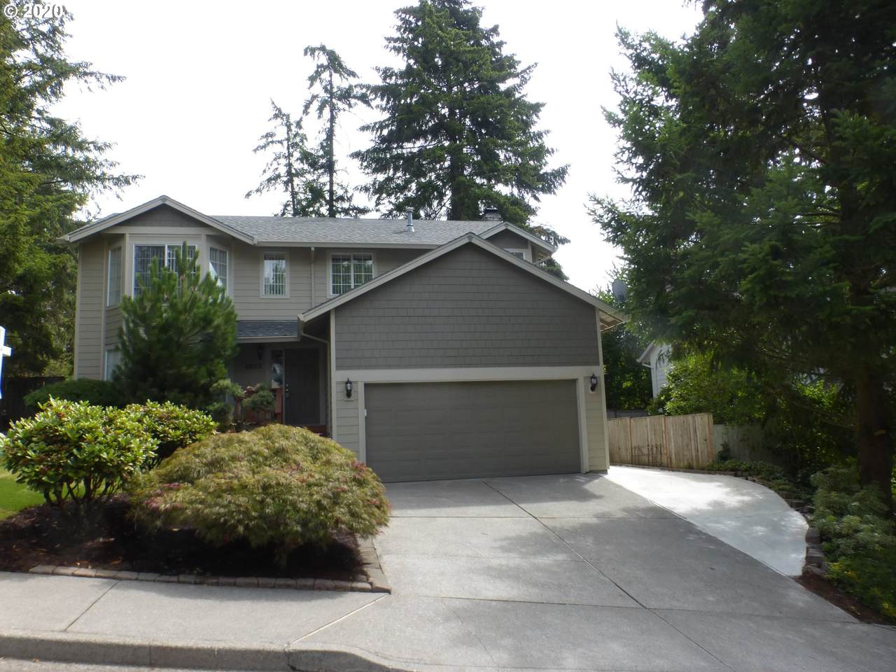 6822 160TH Ave - Photo 1