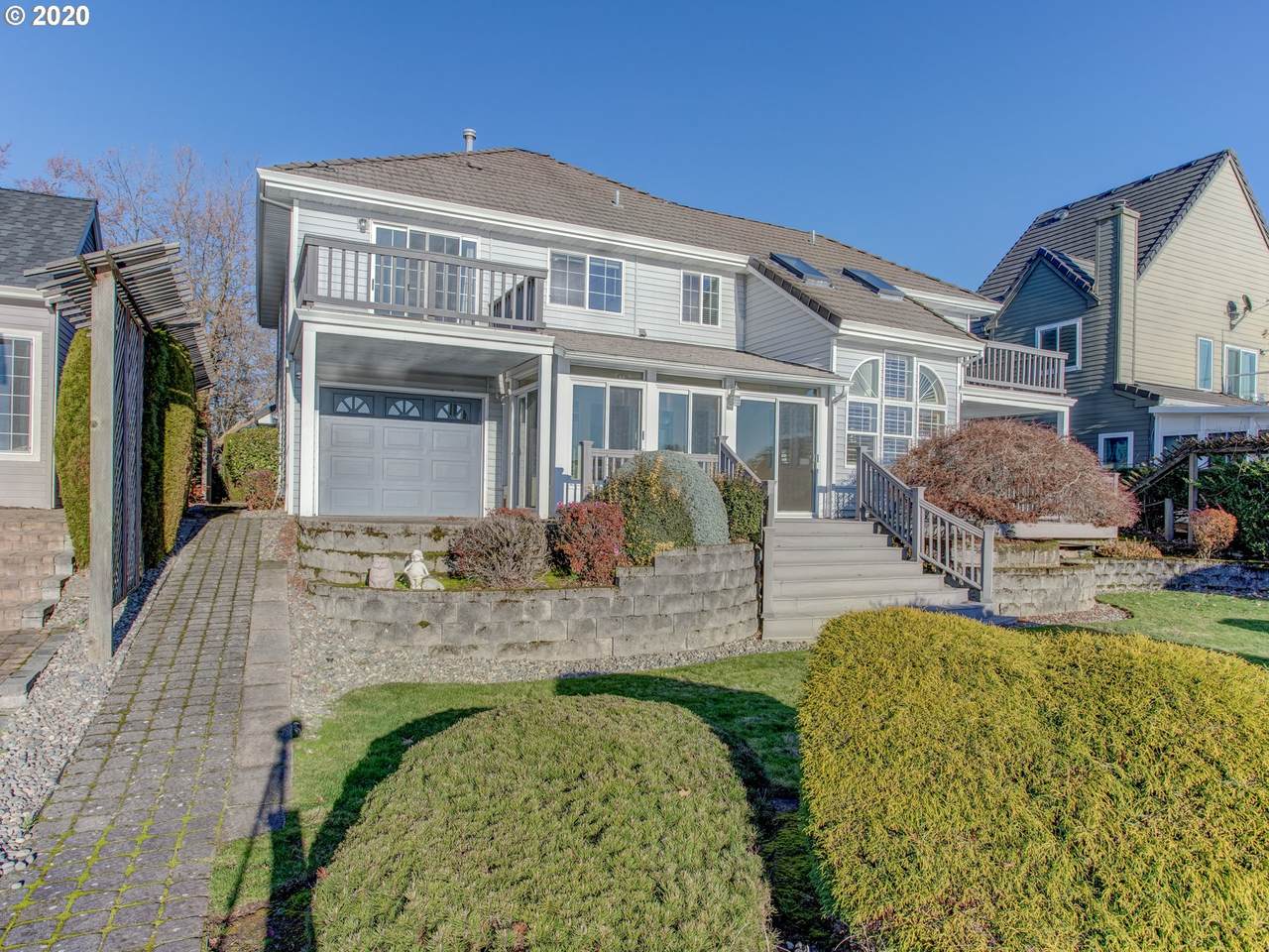 404 Lotus Isle Dr - Photo 1