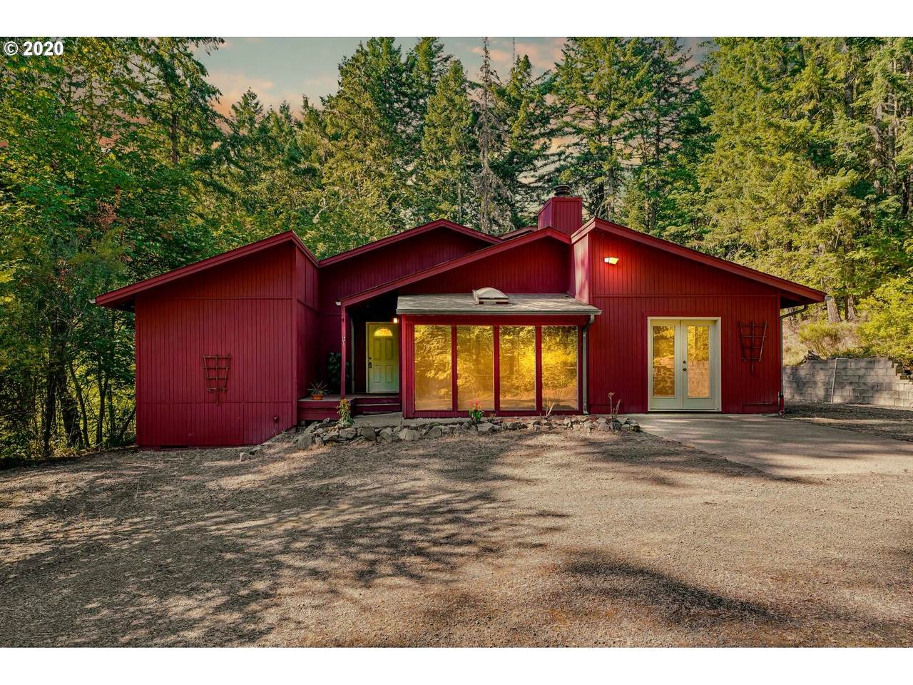 31828 Mc Loughlin Dr - Photo 1