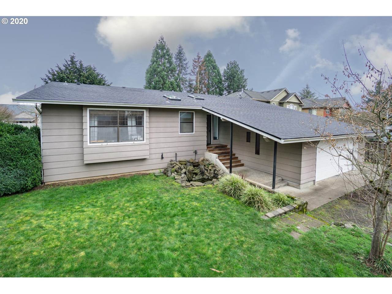 1414 187TH Ave - Photo 1
