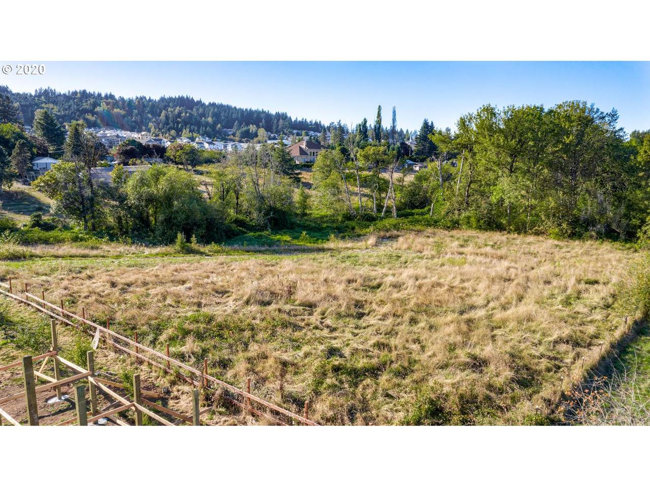 11062 172ND Ave - Photo 1