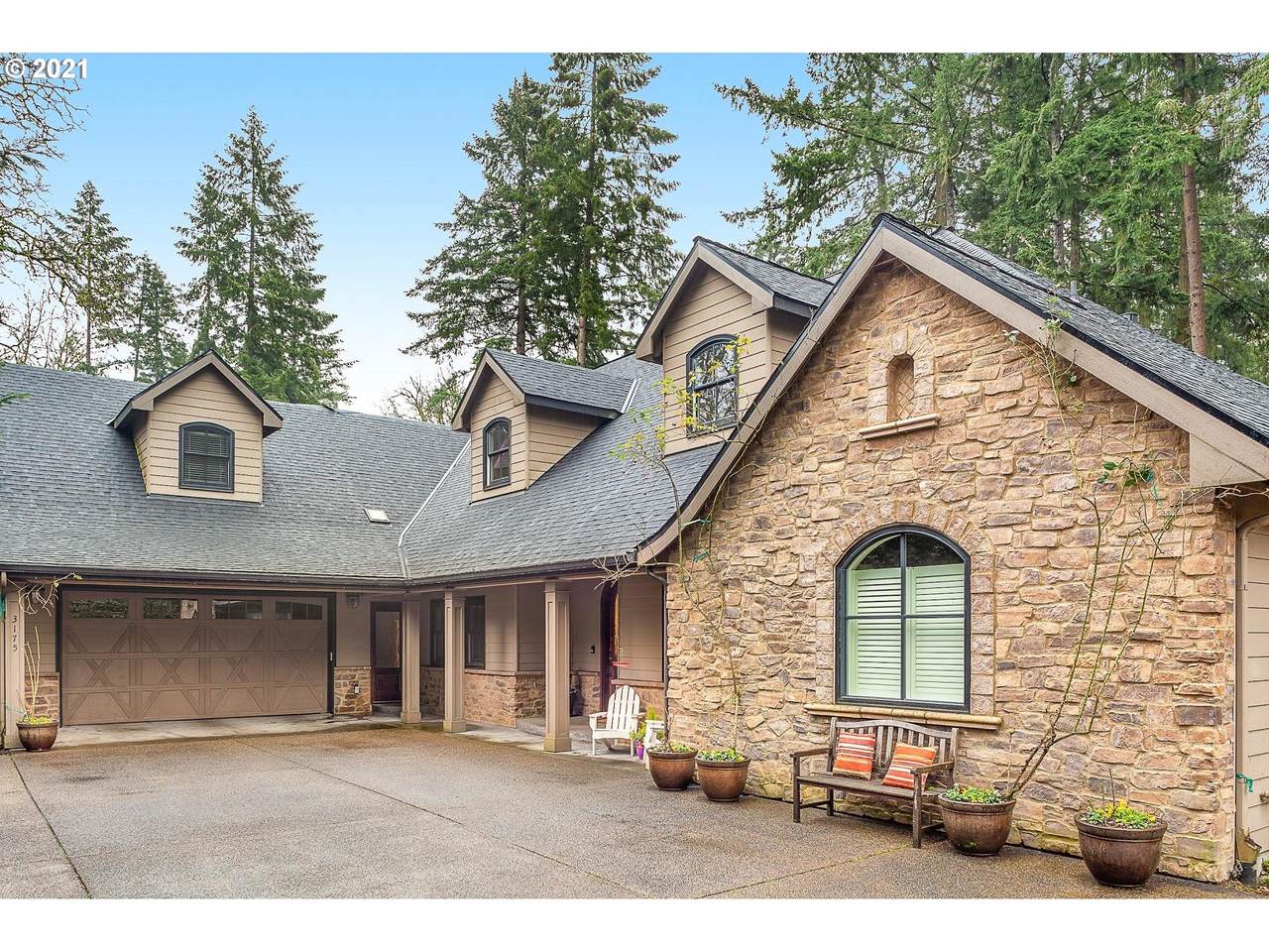 3175 Douglas Cir - Photo 1
