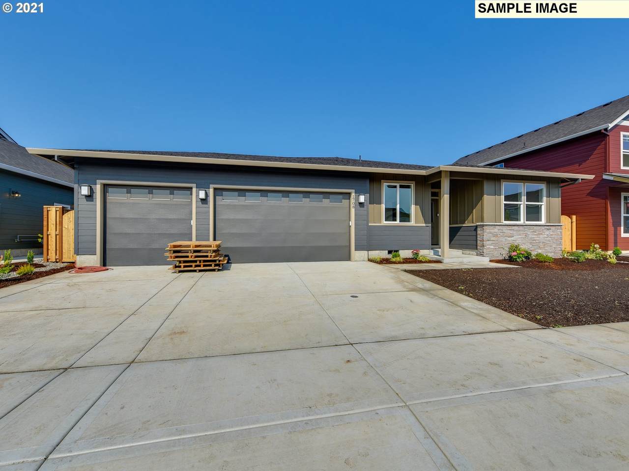 1718 29TH Ave - Photo 1