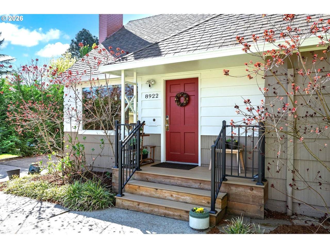 https://bt-photos.global.ssl.fastly.net/portland/1280_boomver_2_210648371-2.jpg