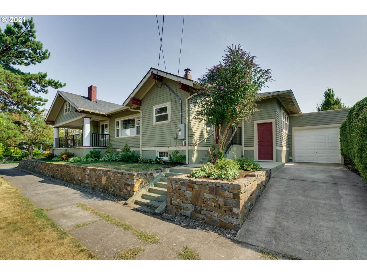 3835 Longview Ave - Photo 1