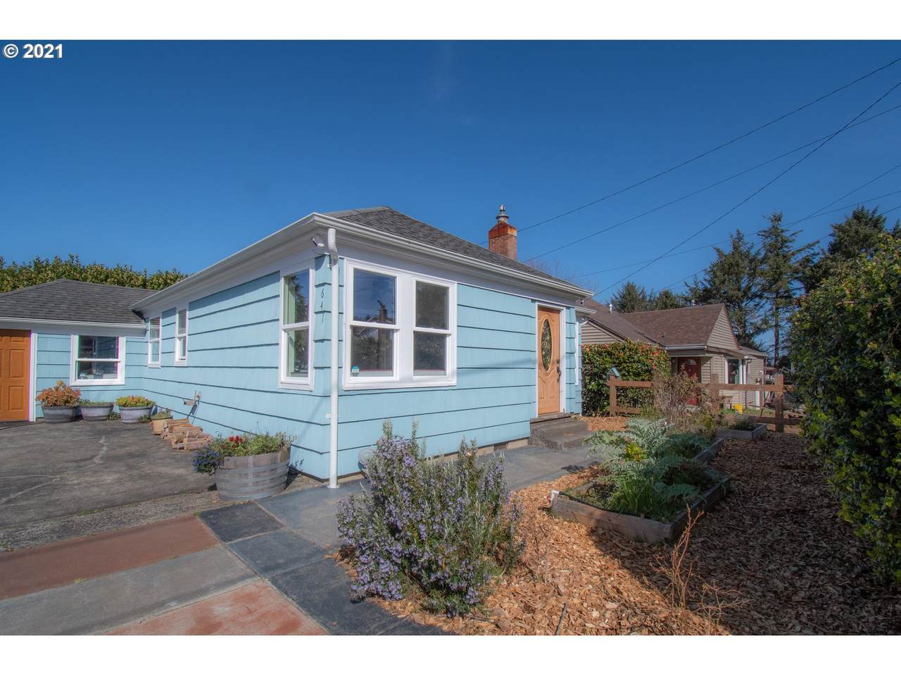 641 Inlet Ave - Photo 1