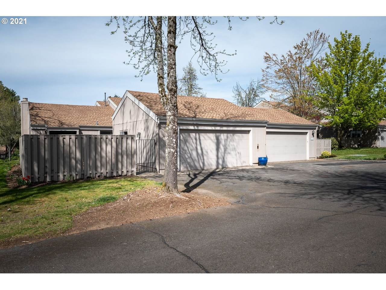 6684 Huntington Cir - Photo 1