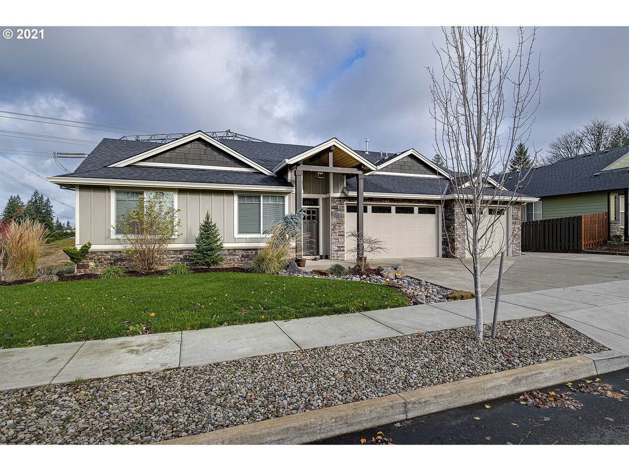 15111 Sunflower Ave - Photo 1