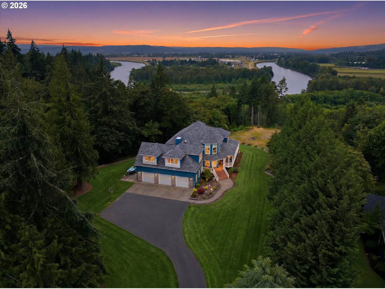 https://bt-photos.global.ssl.fastly.net/portland/1280_boomver_2_213539972-2.jpg