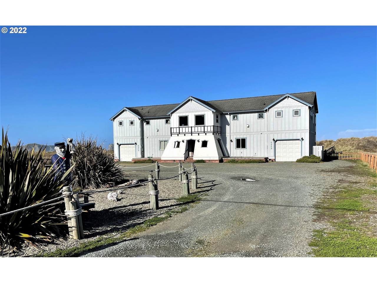 646 Madison Ave - Photo 1