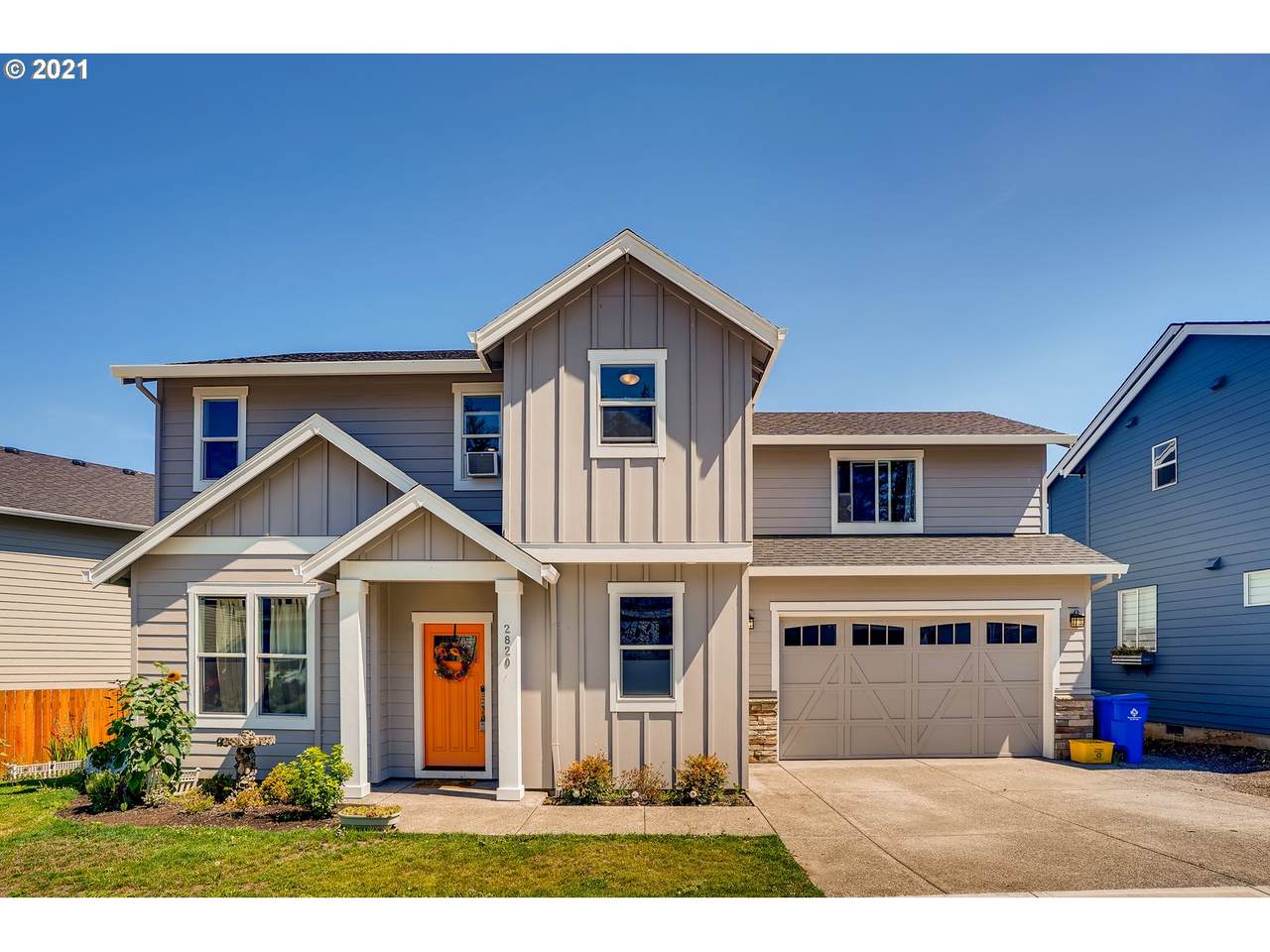 2820 Baker Ave - Photo 1