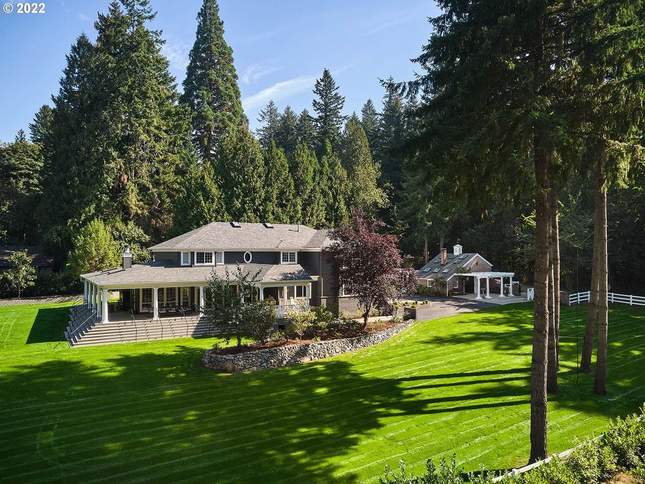 7405 Hunt Club Ln - Photo 1