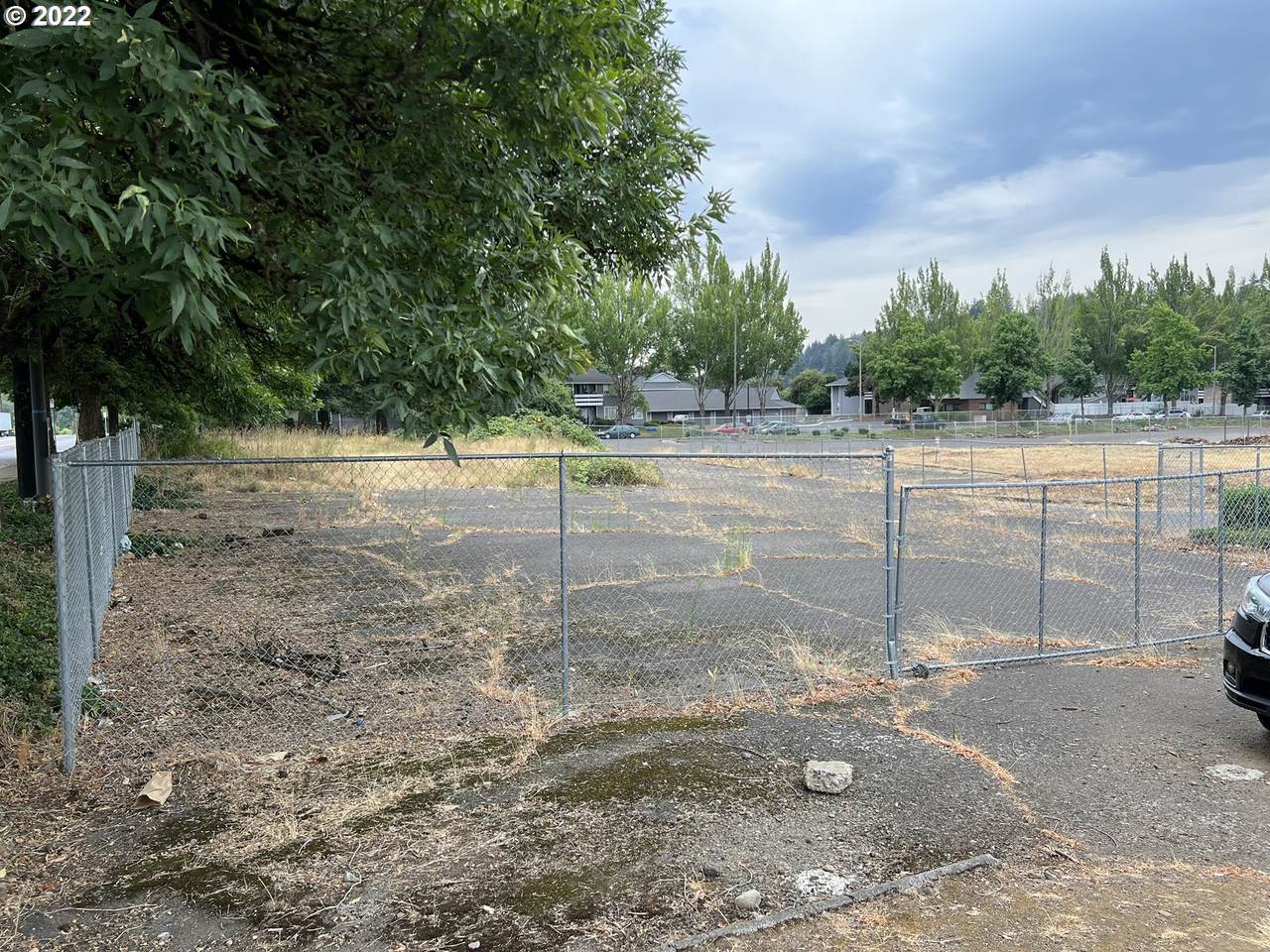 17112 Powell Blvd - Photo 1