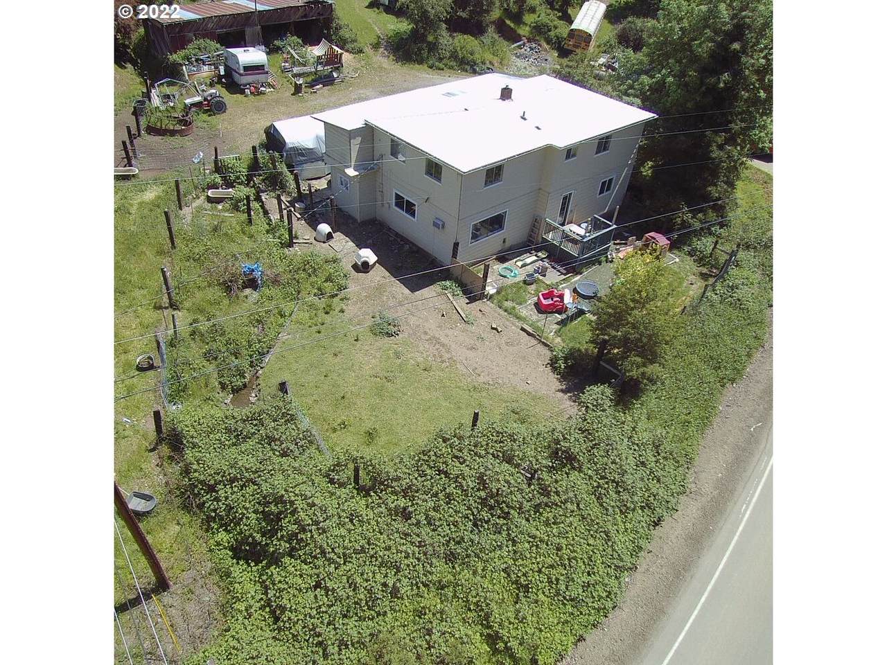 3005 Shoestring Rd - Photo 1
