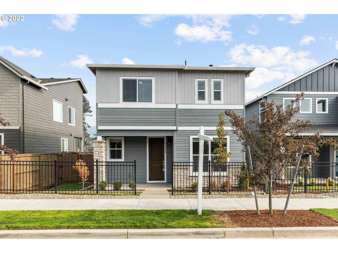11644 Pleasant Valley Pkwy - Photo 1
