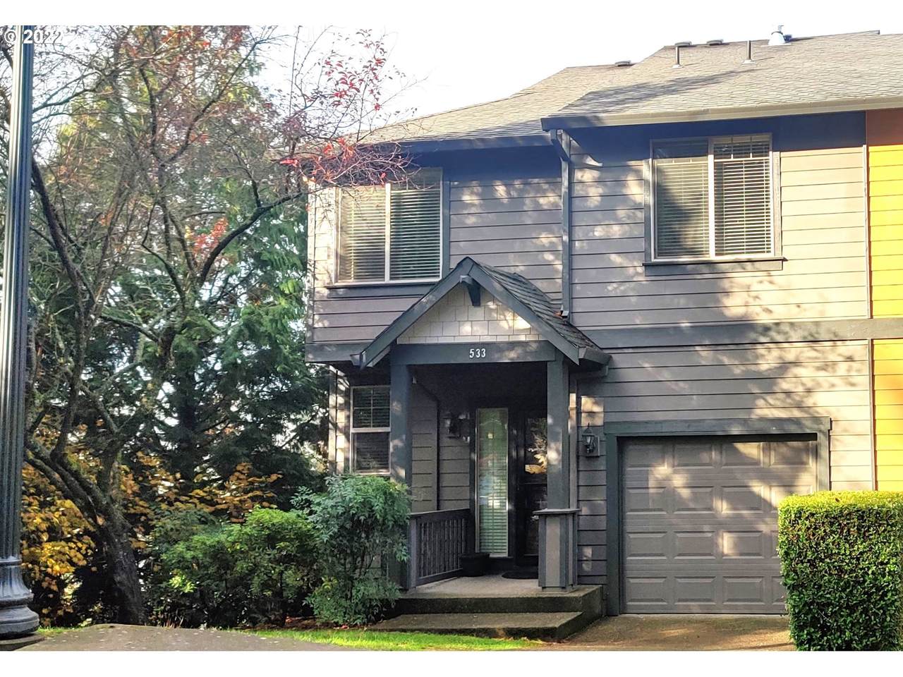 533 Edgefield Meadows Ave - Photo 1