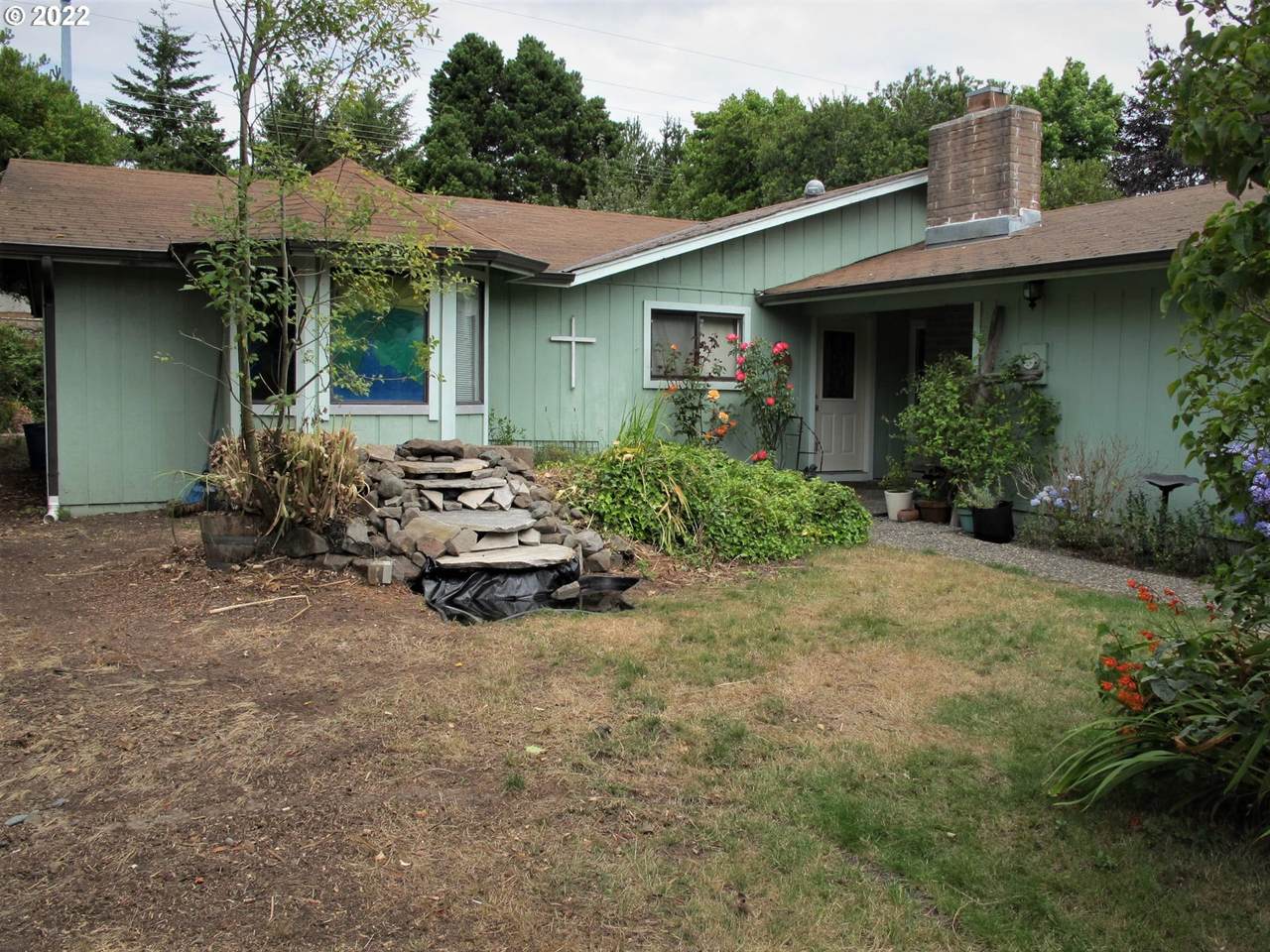 2115 24TH St - Photo 1