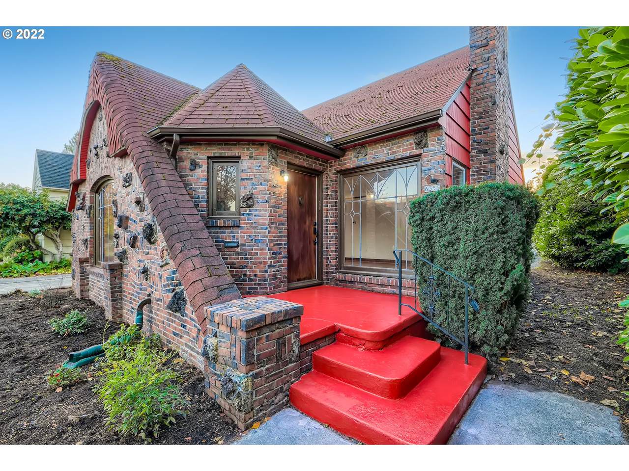 6355 Williams Ave - Photo 1