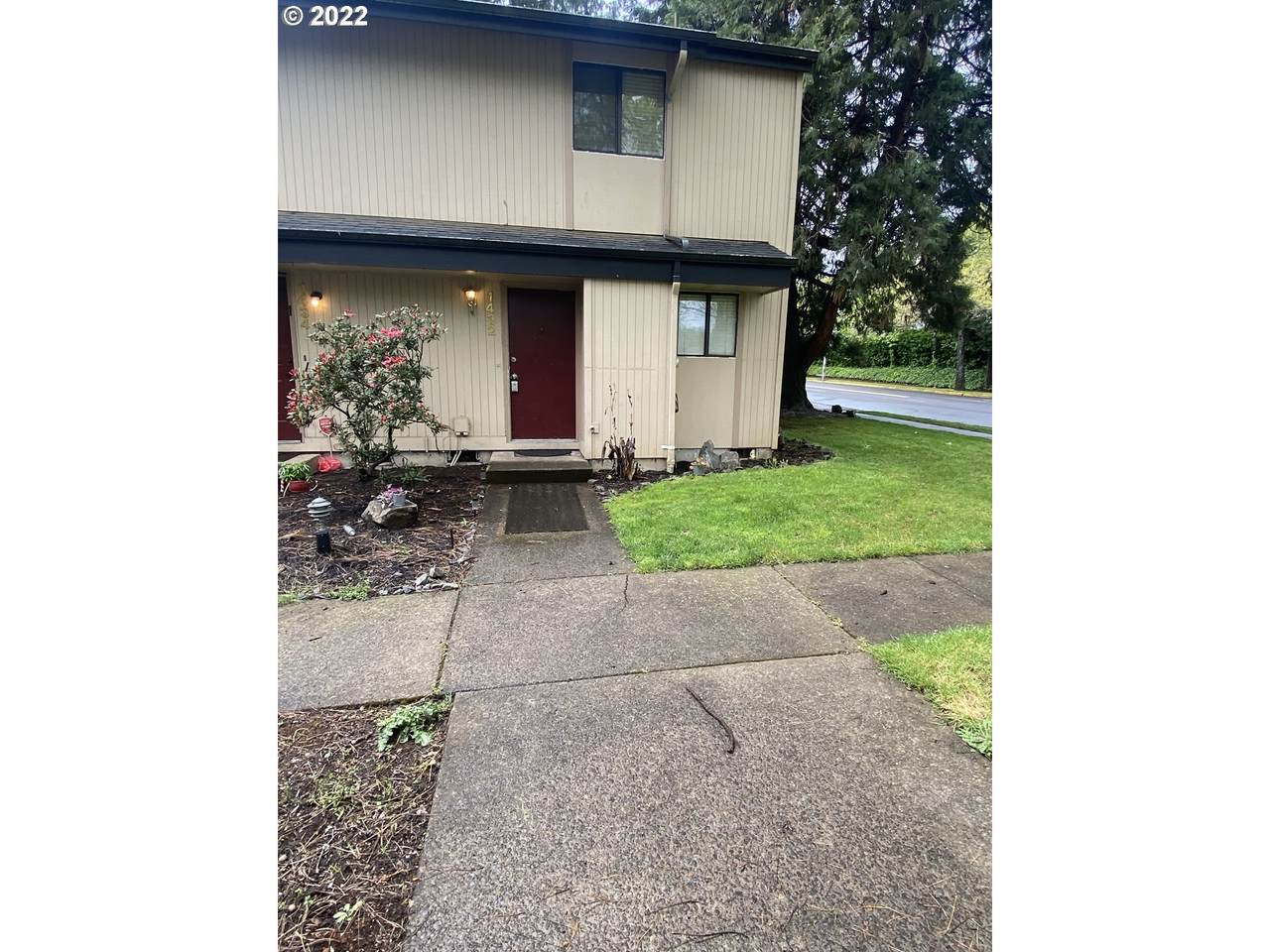 1432 Fetters Loop - Photo 1