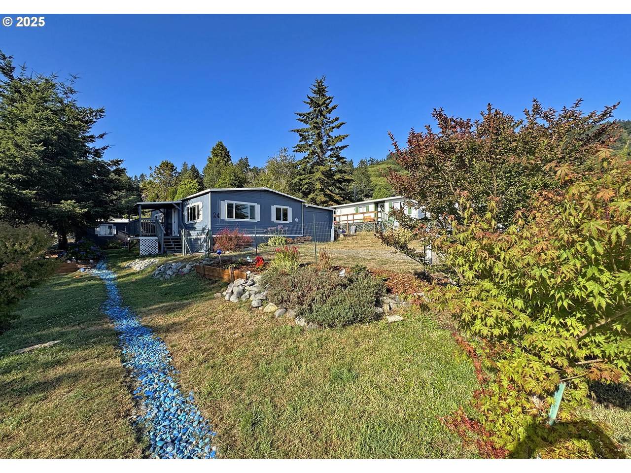 16391 Hwy 101 - Photo 1