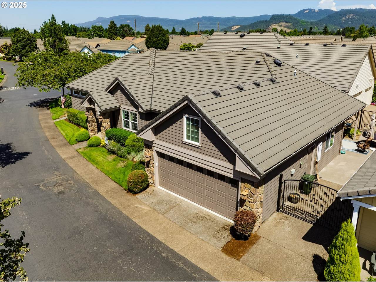 3241 Lake Glenn Dr - Photo 1