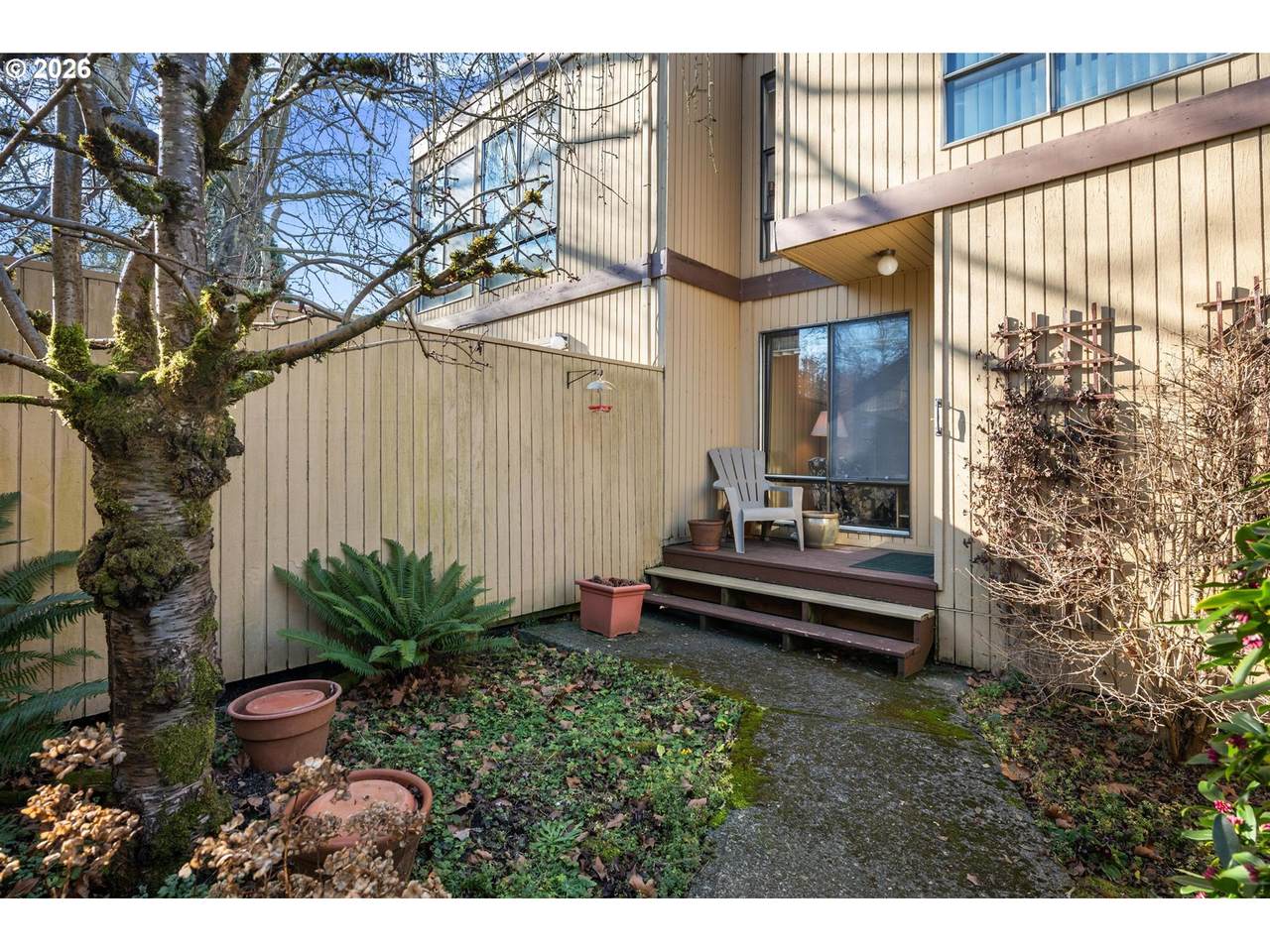 1655 Lakeway Ln - Photo 1