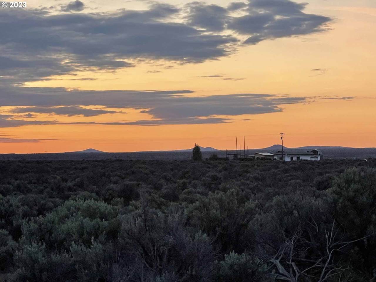 2100 Sagewood Dr - Photo 1