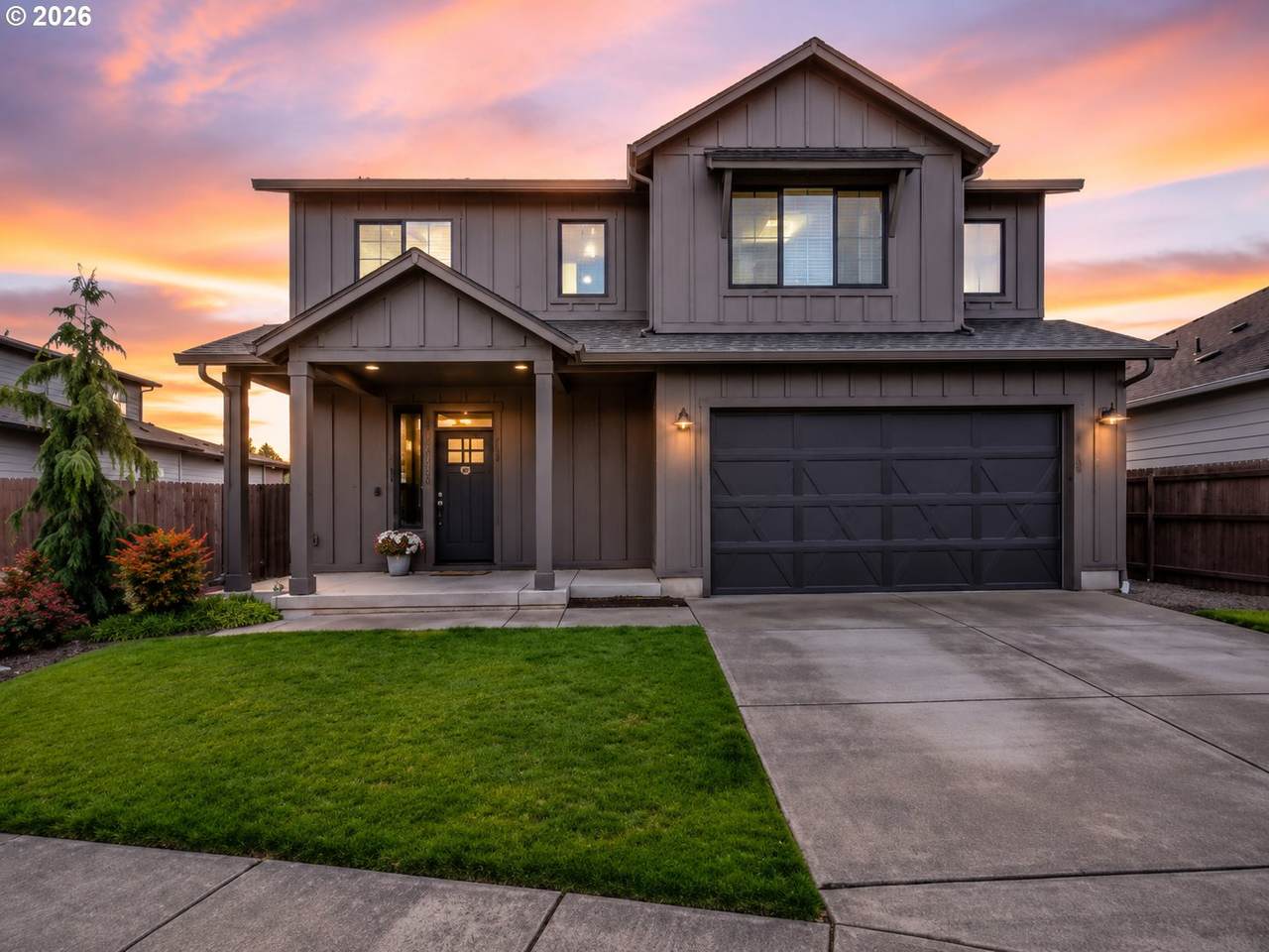 15103 91ST St - Photo 1
