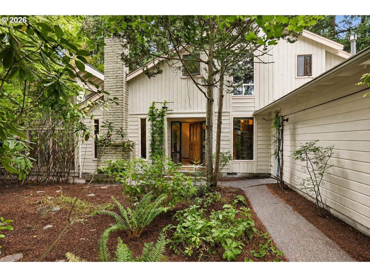 https://bt-photos.global.ssl.fastly.net/portland/1280_boomver_2_234721581-2.jpg