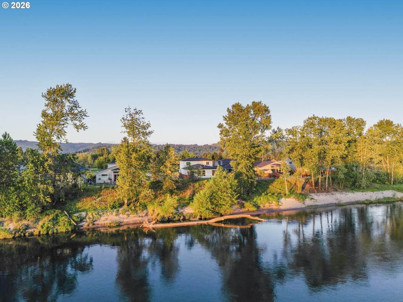 https://bt-photos.global.ssl.fastly.net/portland/1280_boomver_2_237907933-2.jpg