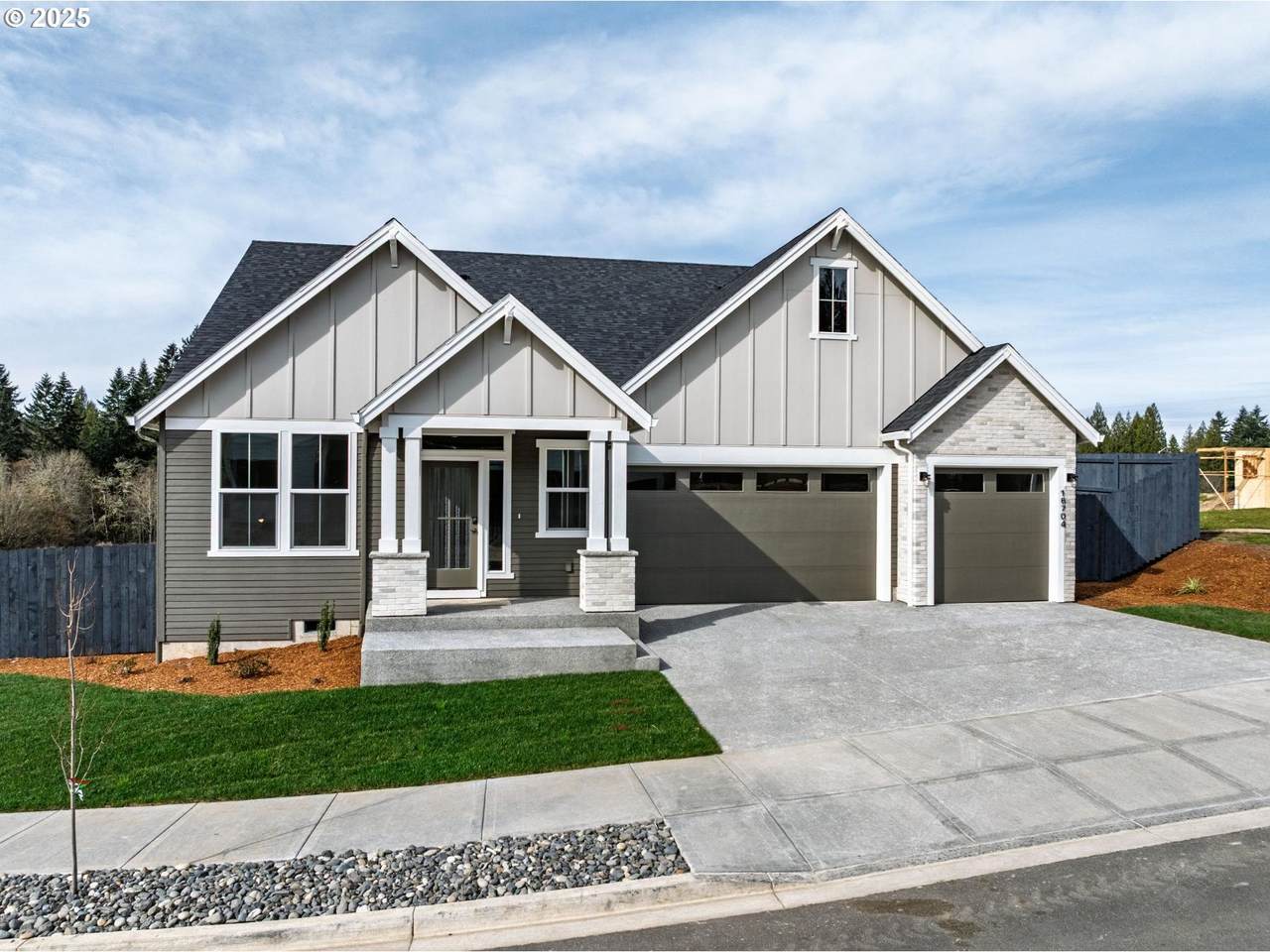 1108 Helens View Dr - Photo 1