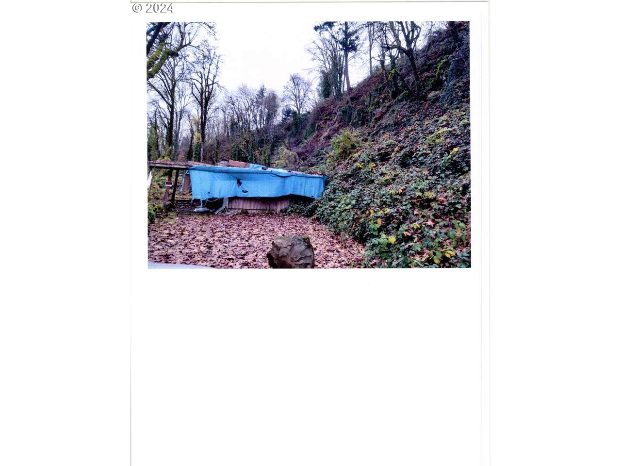 689 South End Rd - Photo 1
