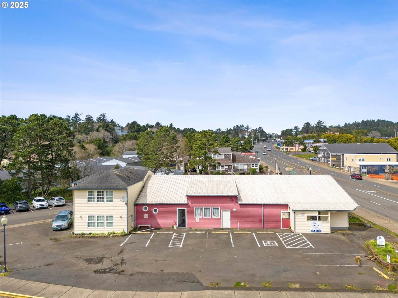 4787 Highway 101 - Photo 1