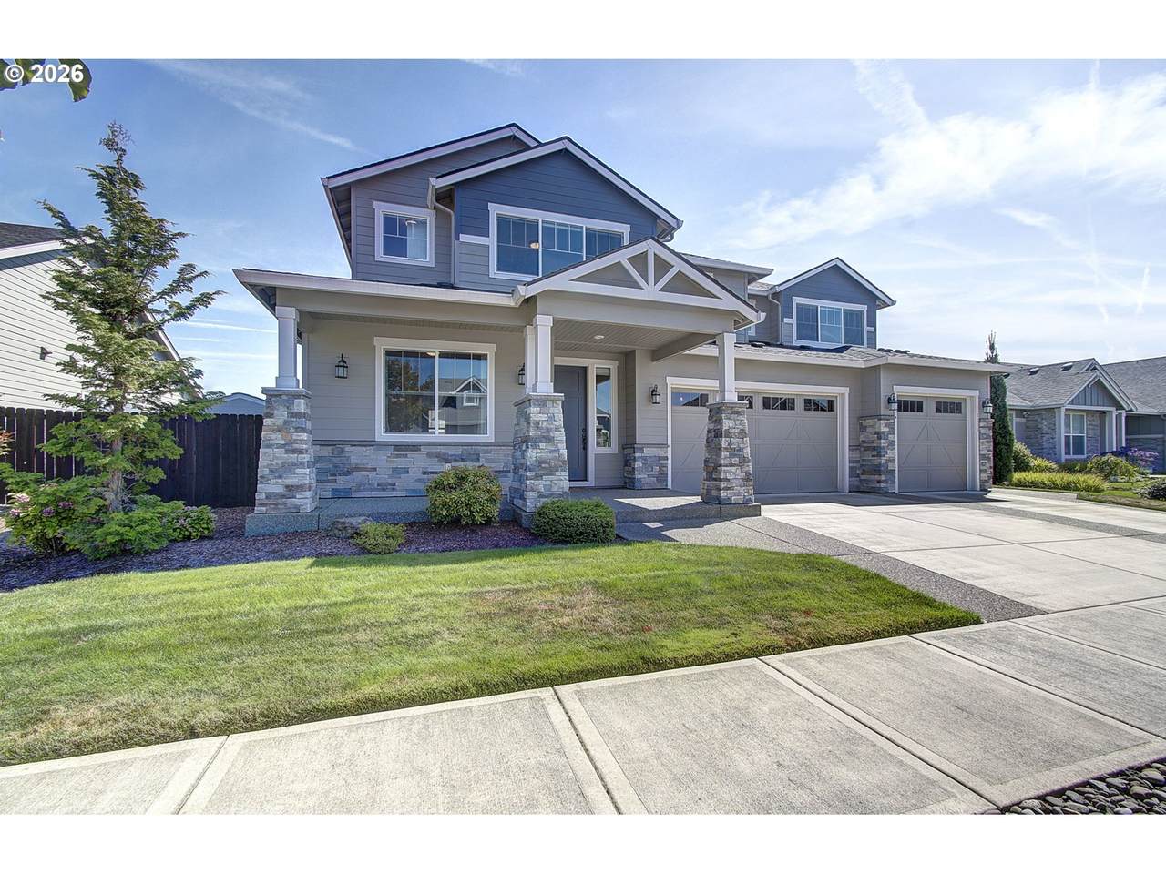 8115 186TH Ave - Photo 1