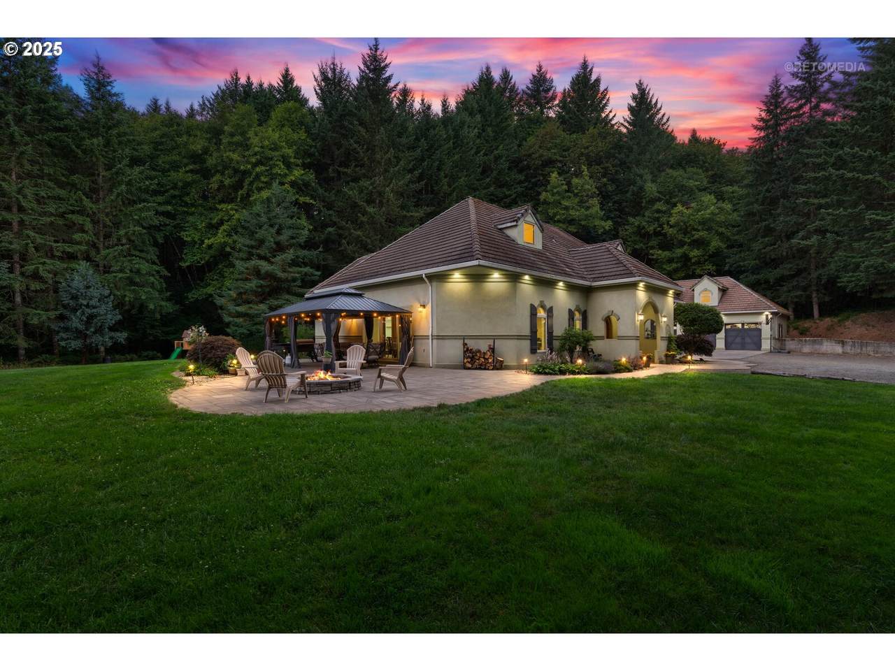 https://bt-photos.global.ssl.fastly.net/portland/1280_boomver_2_241383152-2.jpg