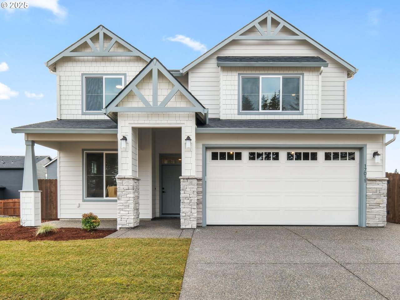 17011 82ND St - Photo 1