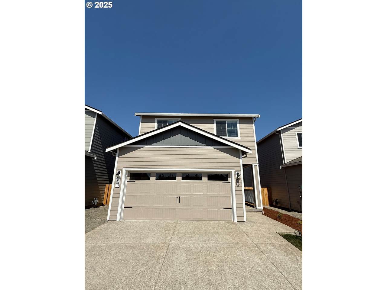 3907 Duniway Ln - Photo 1