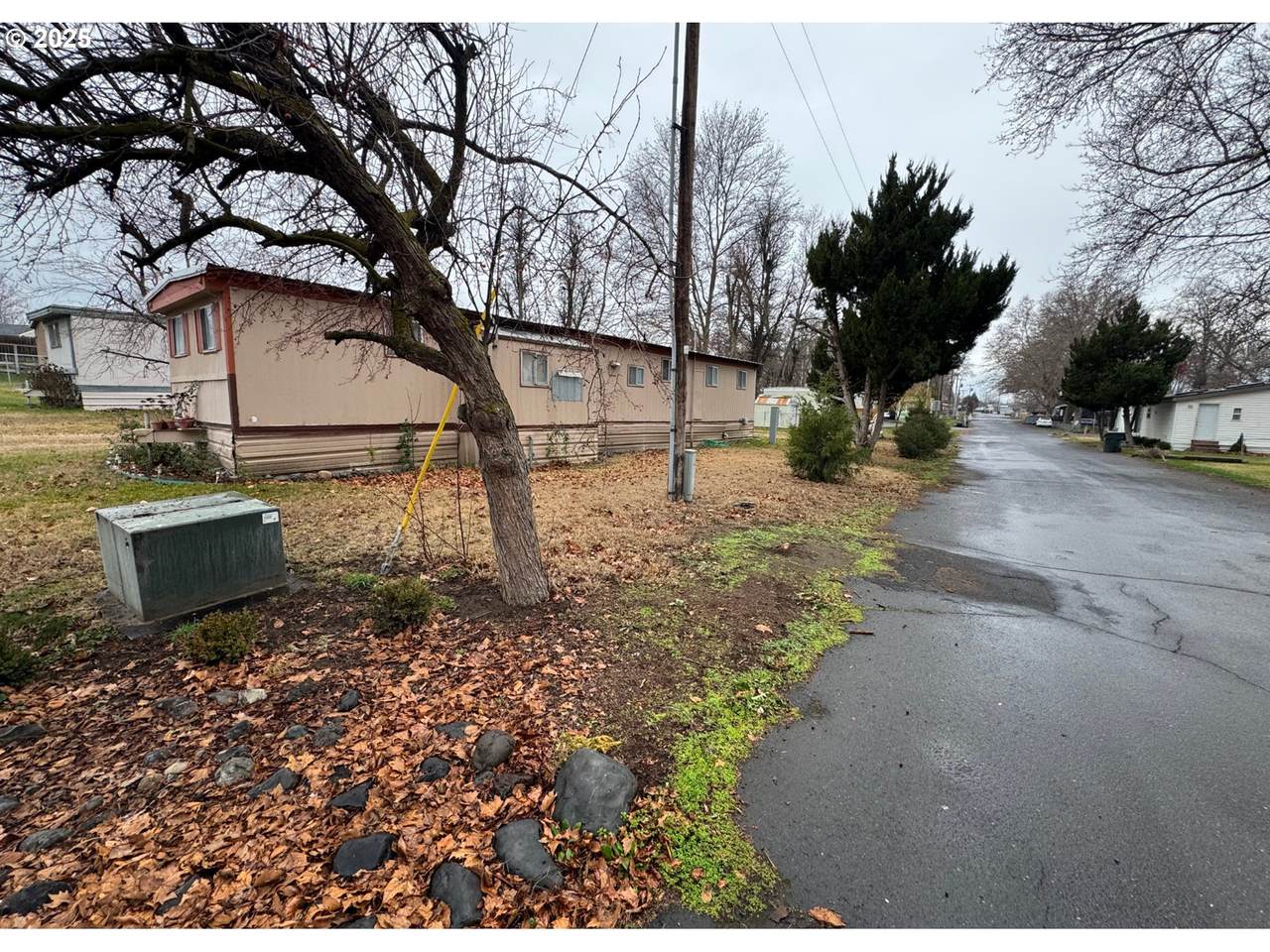 1215 11th St - Photo 1