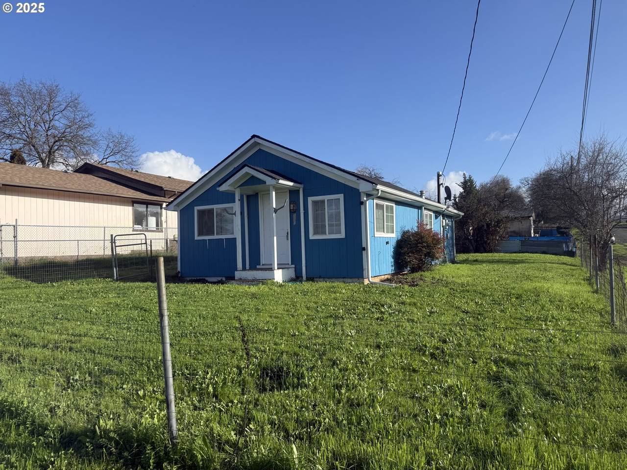 110 Darrell Ave - Photo 1