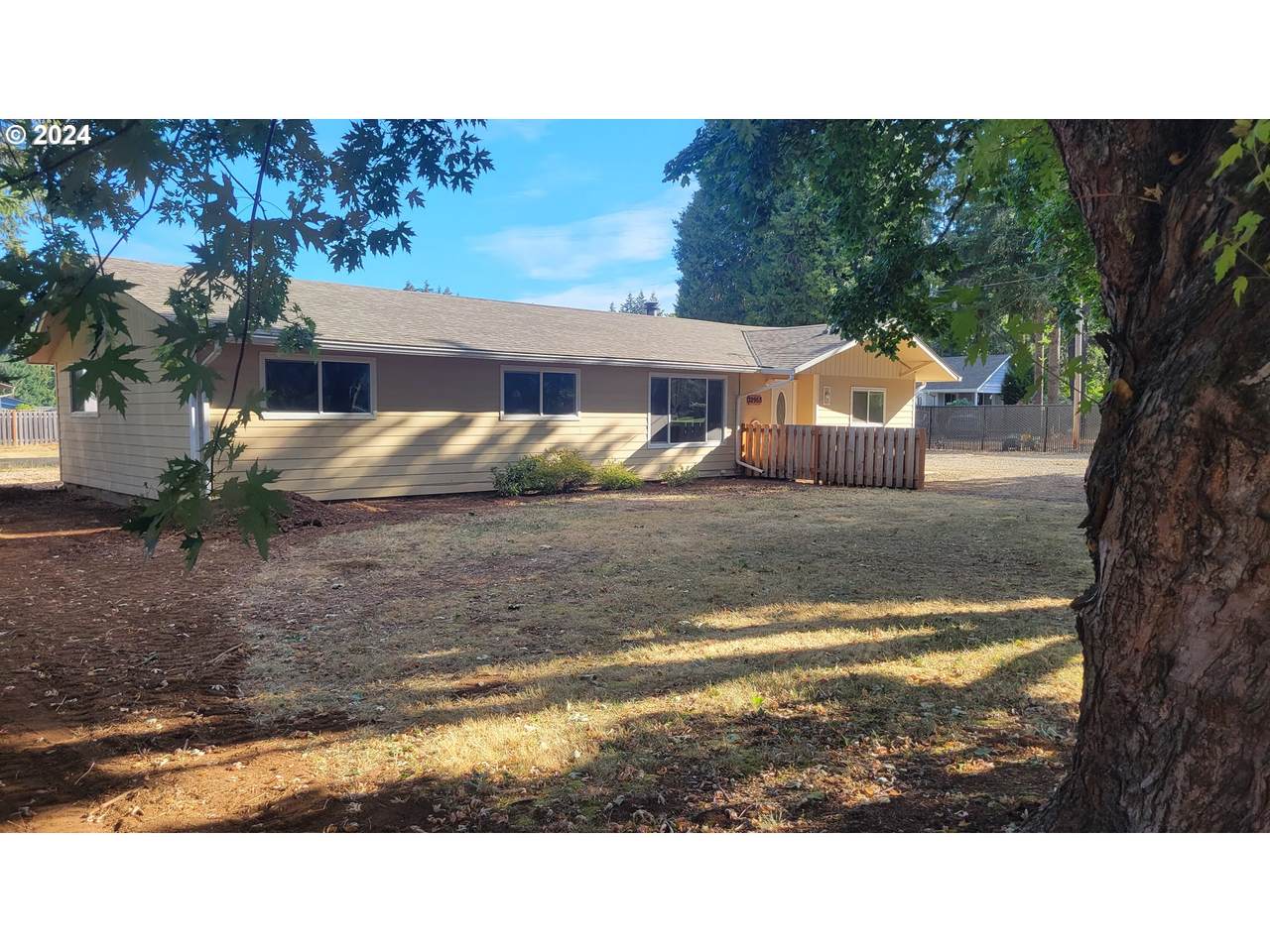 32953 Darrow Rd - Photo 1