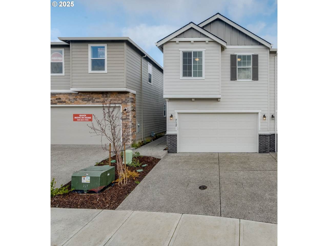 712 178TH Way - Photo 1