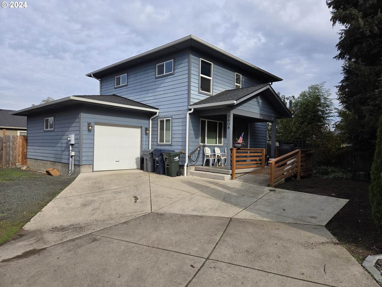 3609 Yogi Way - Photo 1