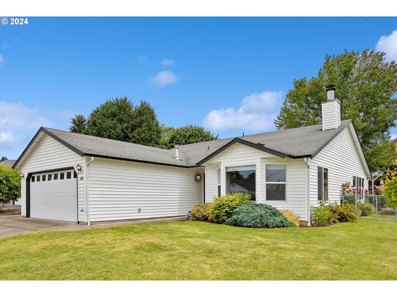 1905 3RD Ct - Photo 1