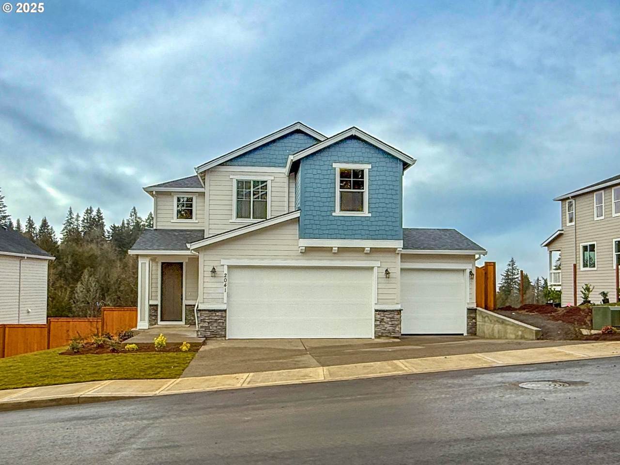 2041 Ridge Run - Photo 1