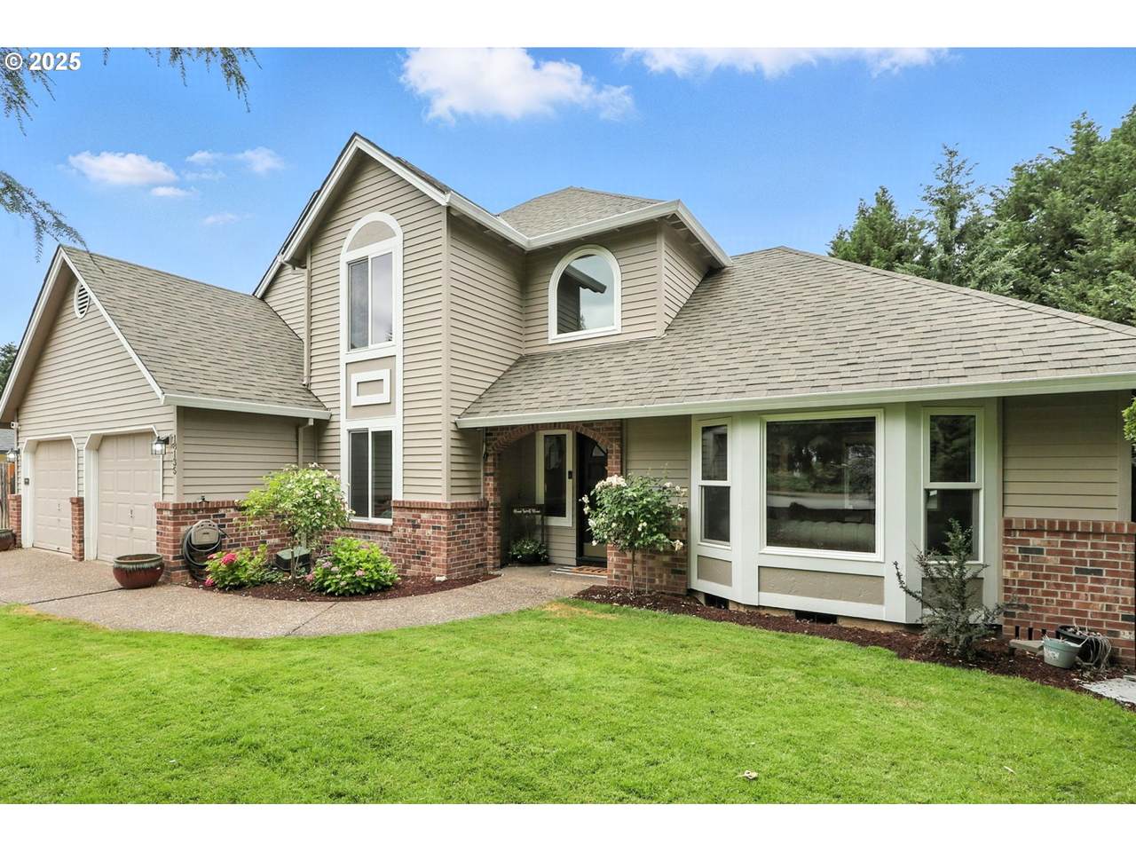 18135 Hart Dr - Photo 1