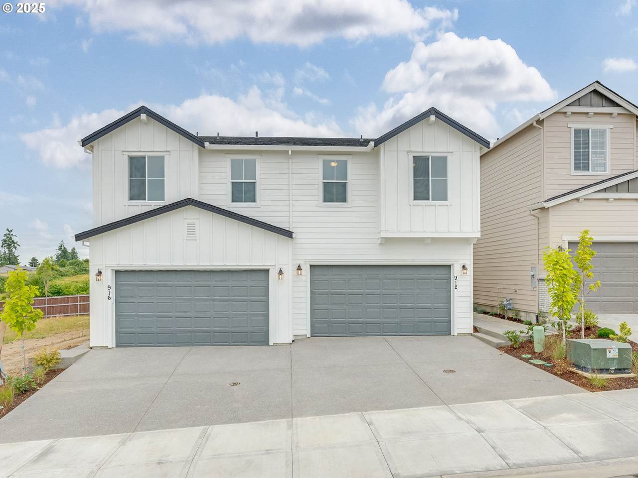 916 178TH Way - Photo 1