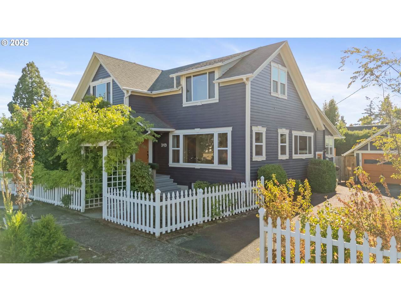 349 6TH St - Photo 1