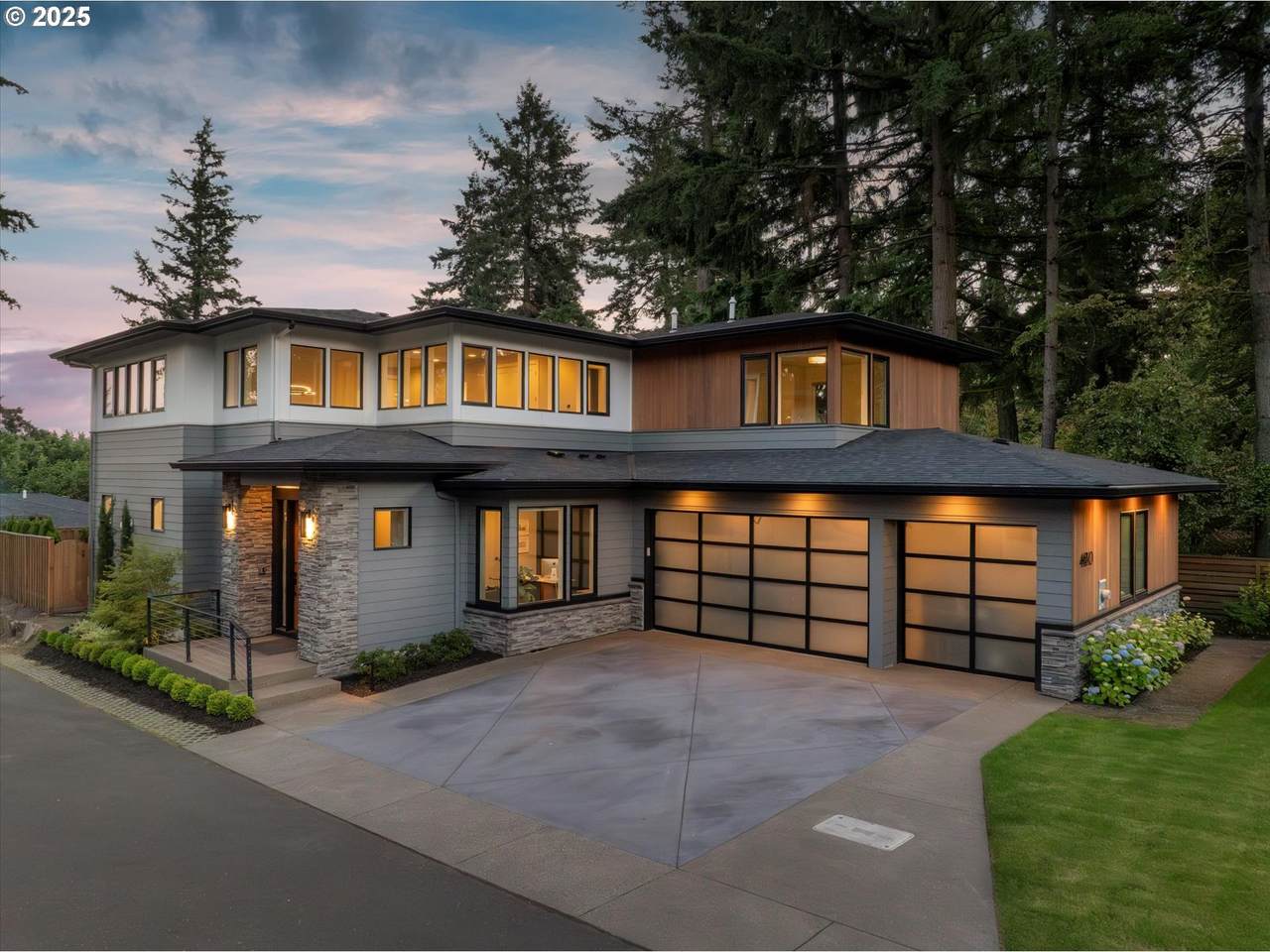 https://bt-photos.global.ssl.fastly.net/portland/1280_boomver_2_252253436-2.jpg