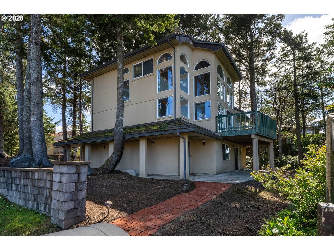 6095 Huckleberry Ln - Photo 1